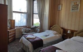 All Seasons Guesthouse